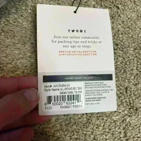 Petunia Pickle Bottom All Around Belt Bag Smoke Swirl Tie Dye New With Tags - Picture 5 of 7